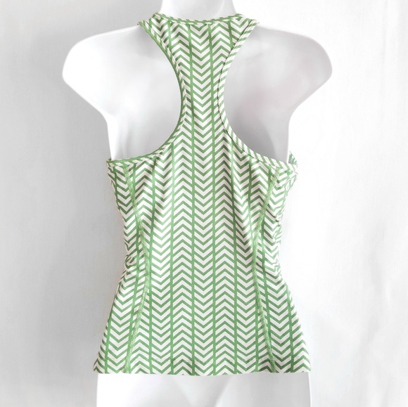 Nike Dri Fit Tank Built in Bra Gym Tennis ⭐bucks😂 - Picture 2 of 8